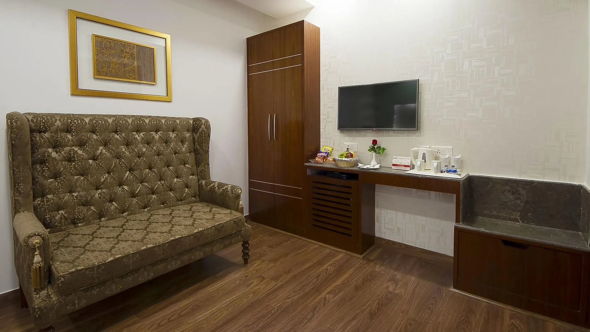 Hotel Swaran Palace Delhi