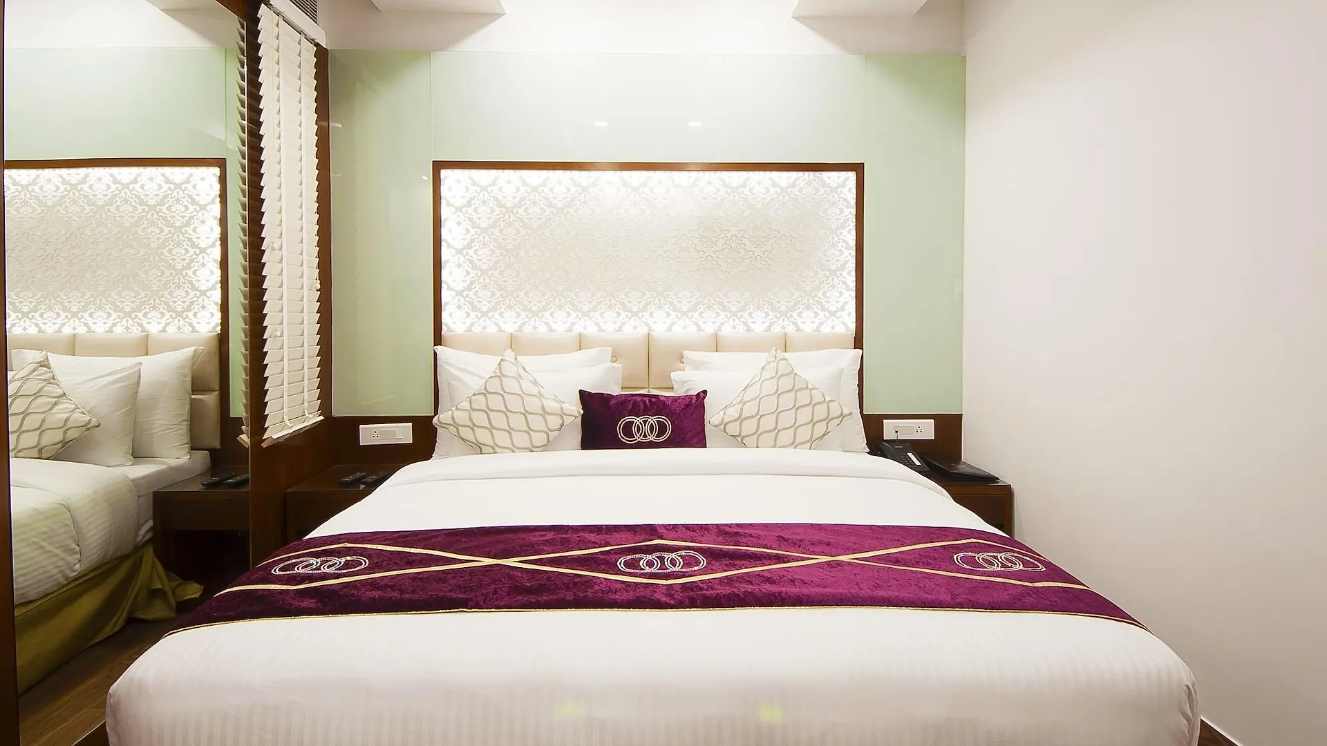 ****  Hotel Swaran Palace Delhi  Indien