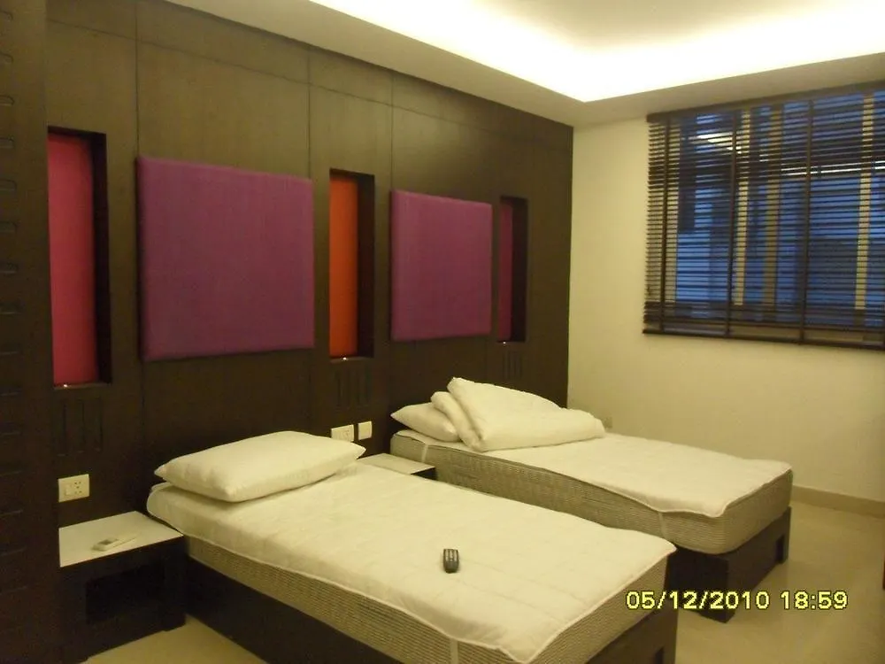 Hotel Swaran Palace Delhi