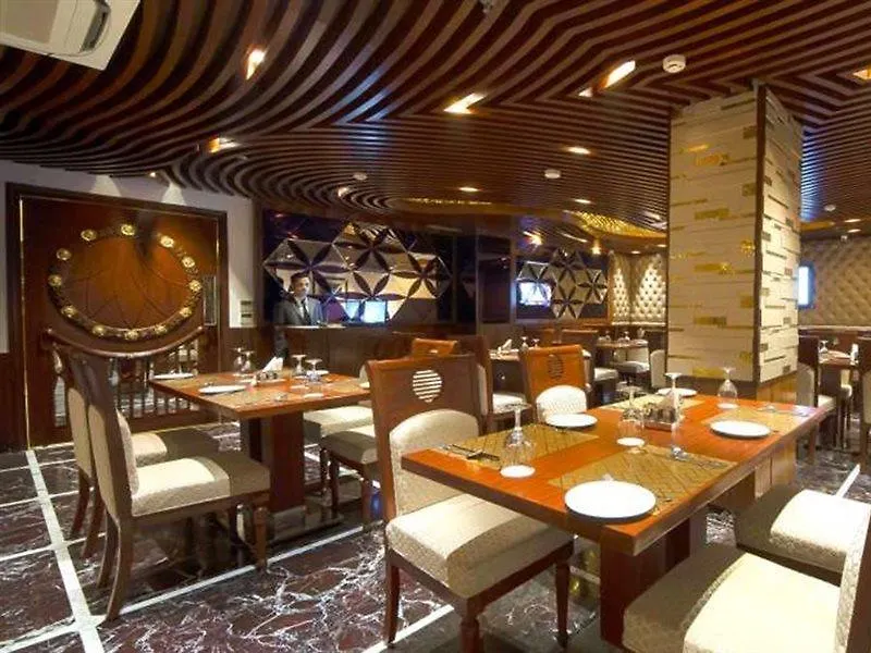 Hotel Swaran Palace Delhi